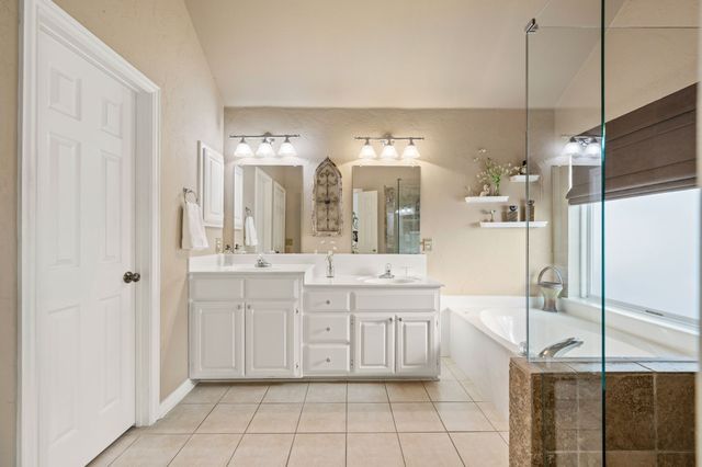 2640 Wickersham Court, Grapevine, TX 76051