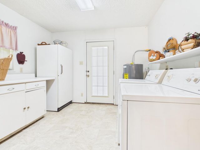 12 Harding Road, Huntsville, TX 77340