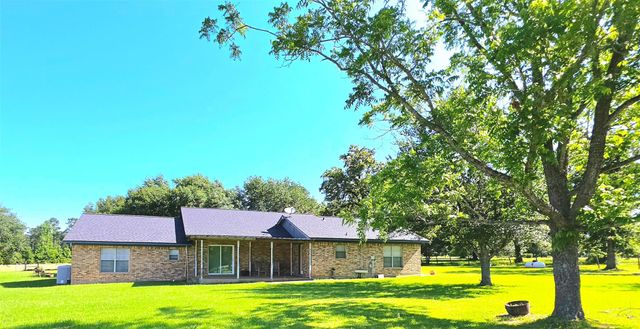 12 Harding Road, Huntsville, TX 77340
