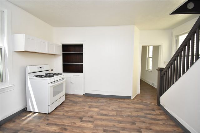 1320 4th Avenue, Beaver Falls, PA 15010