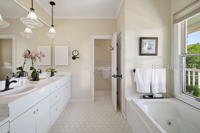 44 Minuteman Dr, Bluffton, SC 29910