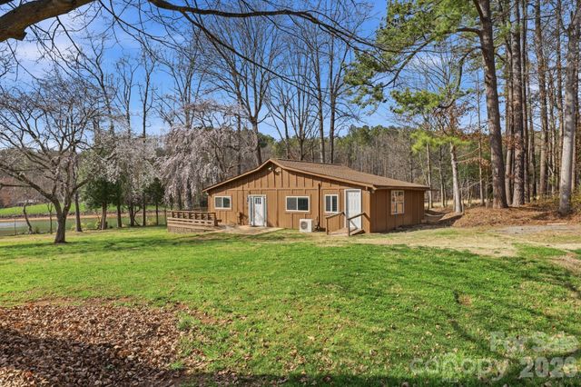 232 Apache Road, Troutman, NC 28166