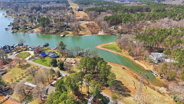 232 Apache Road, Troutman, NC 28166