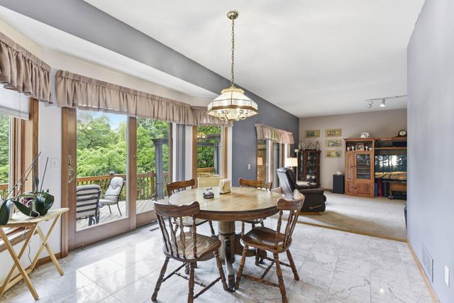 1266 Deerwood Drive, Eagan, MN 55123