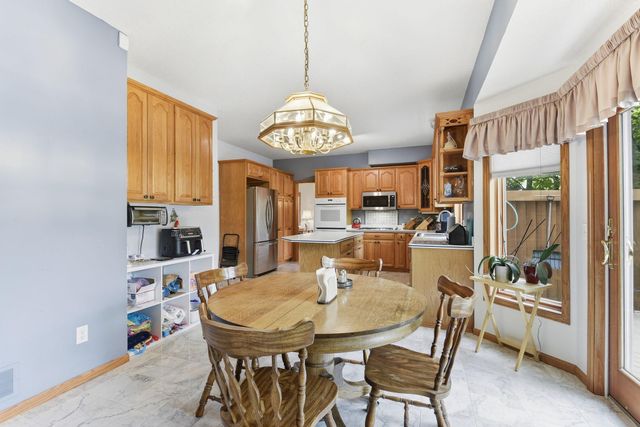 1266 Deerwood Drive, Eagan, MN 55123