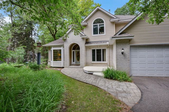 1266 Deerwood Drive, Eagan, MN 55123