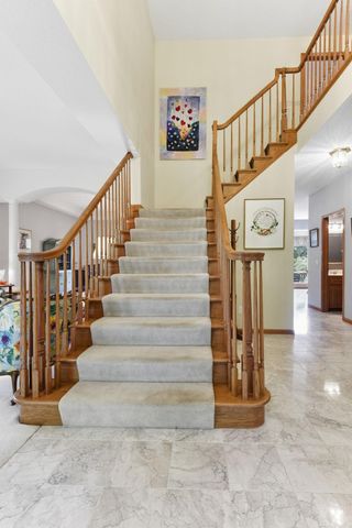 1266 Deerwood Drive, Eagan, MN 55123