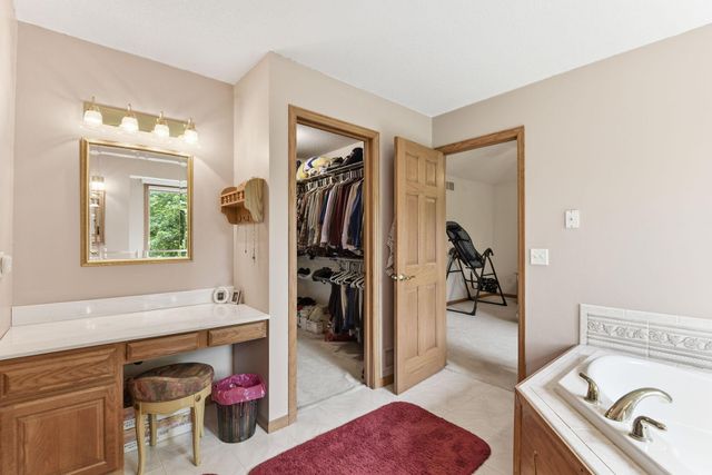 1266 Deerwood Drive, Eagan, MN 55123