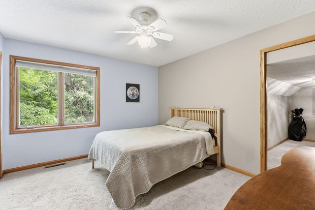 1266 Deerwood Drive, Eagan, MN 55123
