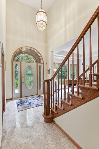 1266 Deerwood Drive, Eagan, MN 55123