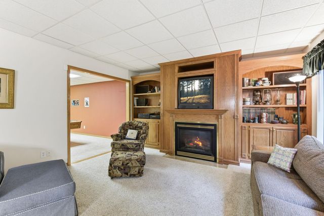1266 Deerwood Drive, Eagan, MN 55123