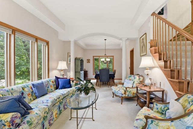 1266 Deerwood Drive, Eagan, MN 55123