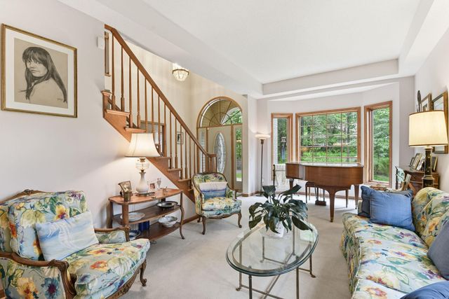 1266 Deerwood Drive, Eagan, MN 55123