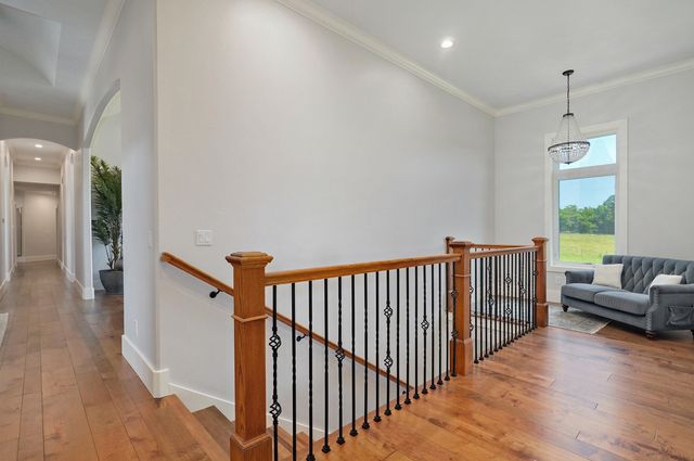 1190 North Elmhurst Road, Springfield, MO 65802