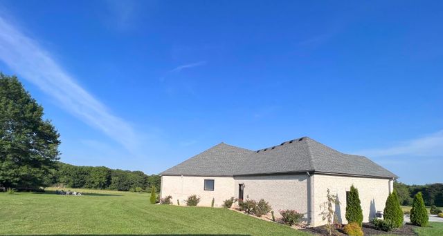 1190 North Elmhurst Road, Springfield, MO 65802