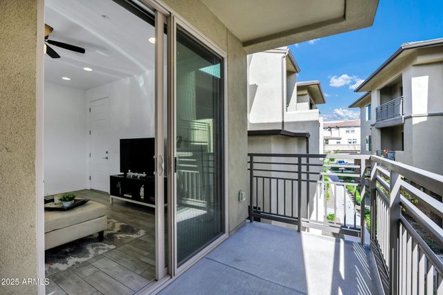 17850 N 68TH Street N 2063, Phoenix, AZ 85054