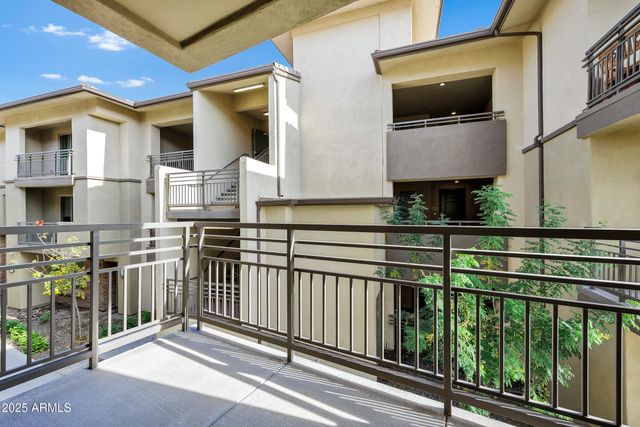 17850 N 68TH Street N 2063, Phoenix, AZ 85054