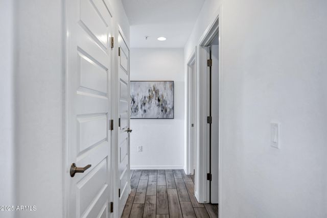 17850 N 68TH Street N 2063, Phoenix, AZ 85054