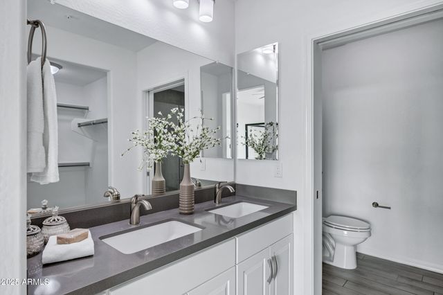 17850 N 68TH Street N 2063, Phoenix, AZ 85054