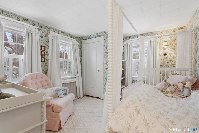 17 Sunnyside Avenue, Darien, CT 06820