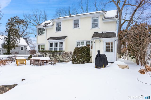 17 Sunnyside Avenue, Darien, CT 06820