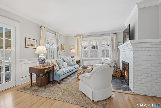 17 Sunnyside Avenue, Darien, CT 06820