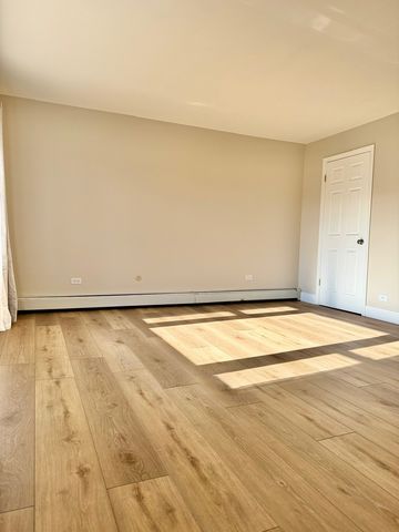 1105 Holiday Lane 7, Des Plaines, IL 60016