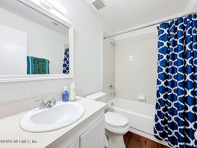 4042 STILLWOOD Drive, Jacksonville, FL 32257