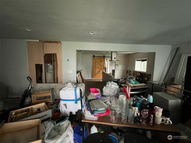 215 3rd Avenue N, Algona, WA 98001