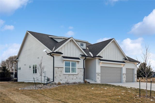 2005 NE 19th Street, Ankeny, IA 50021