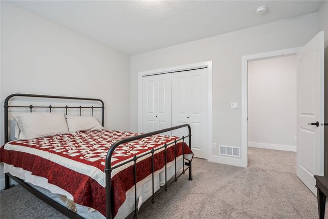 2005 NE 19th Street, Ankeny, IA 50021