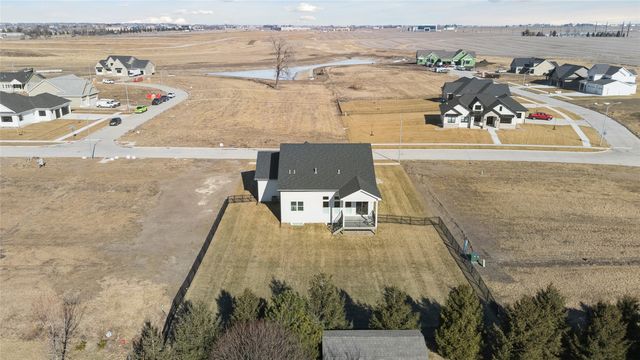 2005 NE 19th Street, Ankeny, IA 50021