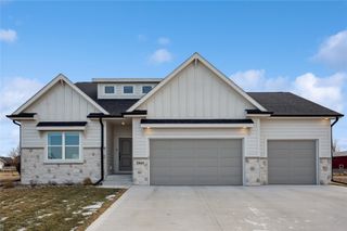 2005 NE 19th Street, Ankeny, IA 50021