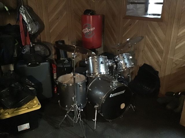 17 Grove St, Woburn, MA 01801