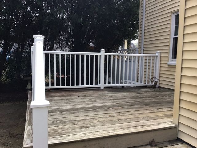 17 Grove St, Woburn, MA 01801