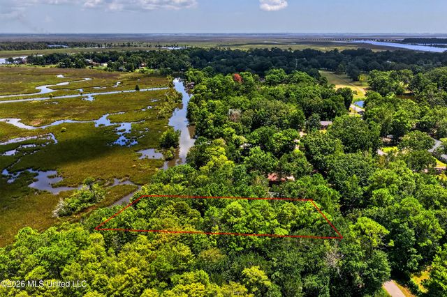 Enarc Drive, Gautier, MS 39553