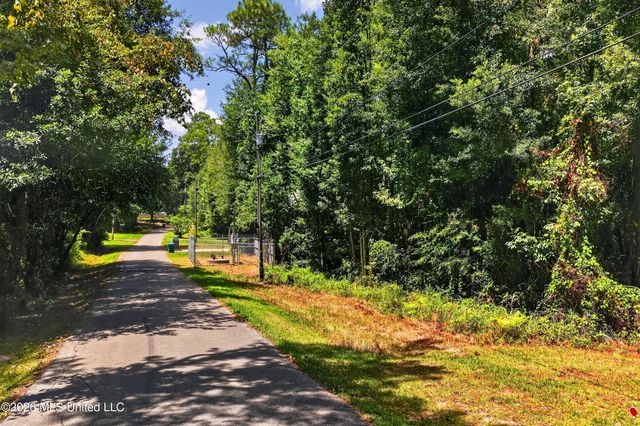 Enarc Drive, Gautier, MS 39553