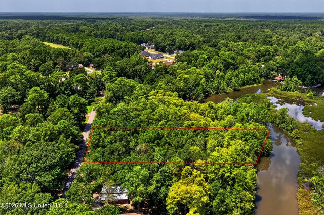 Enarc Drive, Gautier, MS 39553