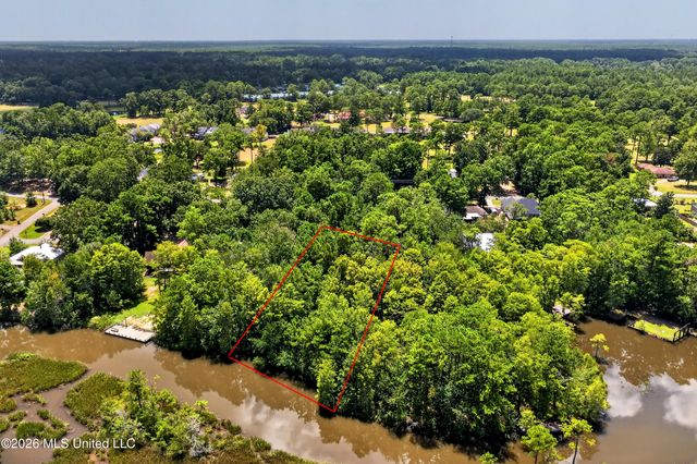 Enarc Drive, Gautier, MS 39553