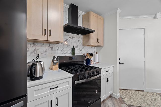 3097 SHADOW GREEN LN, Lakeland, TN 38002