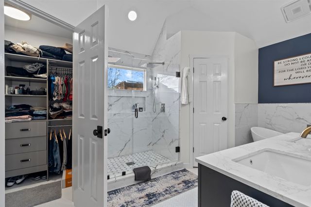 3097 SHADOW GREEN LN, Lakeland, TN 38002