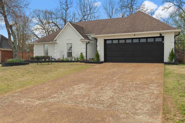 3097 SHADOW GREEN LN, Lakeland, TN 38002