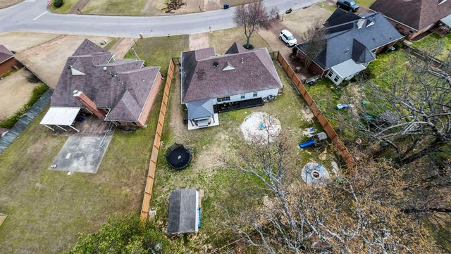 3097 SHADOW GREEN LN, Lakeland, TN 38002