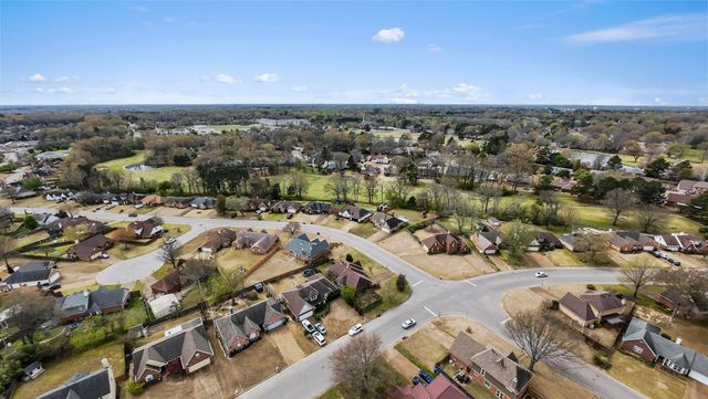 3097 SHADOW GREEN LN, Lakeland, TN 38002