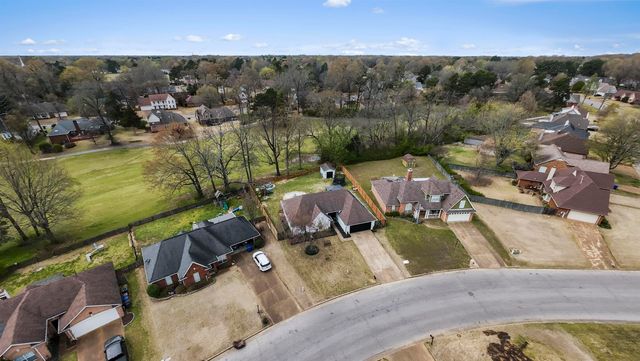 3097 SHADOW GREEN LN, Lakeland, TN 38002