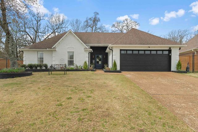 3097 SHADOW GREEN LN, Lakeland, TN 38002