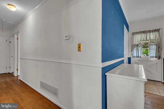 1554 LONG POINT RD, Pasadena, MD 21122
