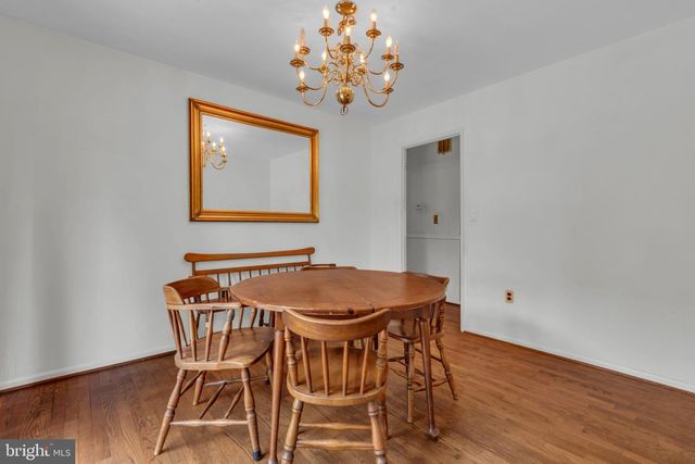1554 LONG POINT RD, Pasadena, MD 21122