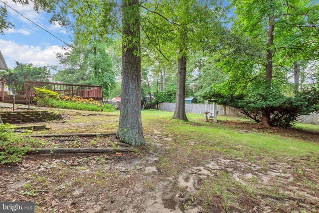 1554 LONG POINT RD, Pasadena, MD 21122