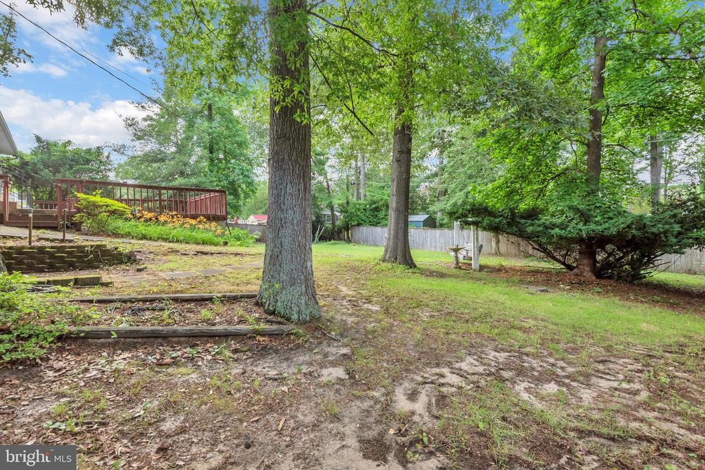 Image 32 of property listing at 1554 LONG POINT RD, Pasadena, MD 21122